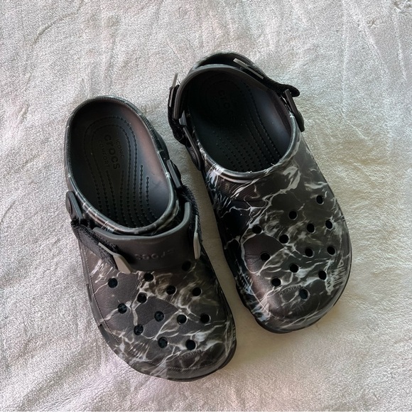 CROCS Other - CROCS Classic All Terrain Mossy Oak Clogs UNISEX